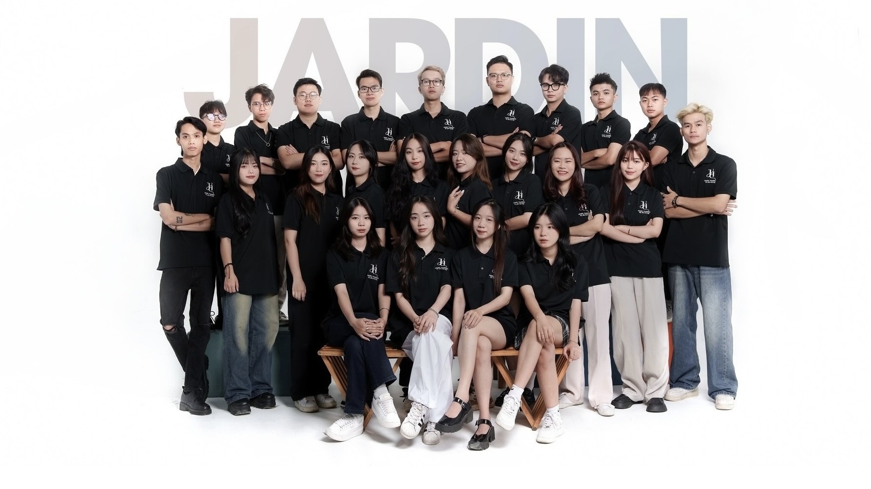 jardin yearbook studio